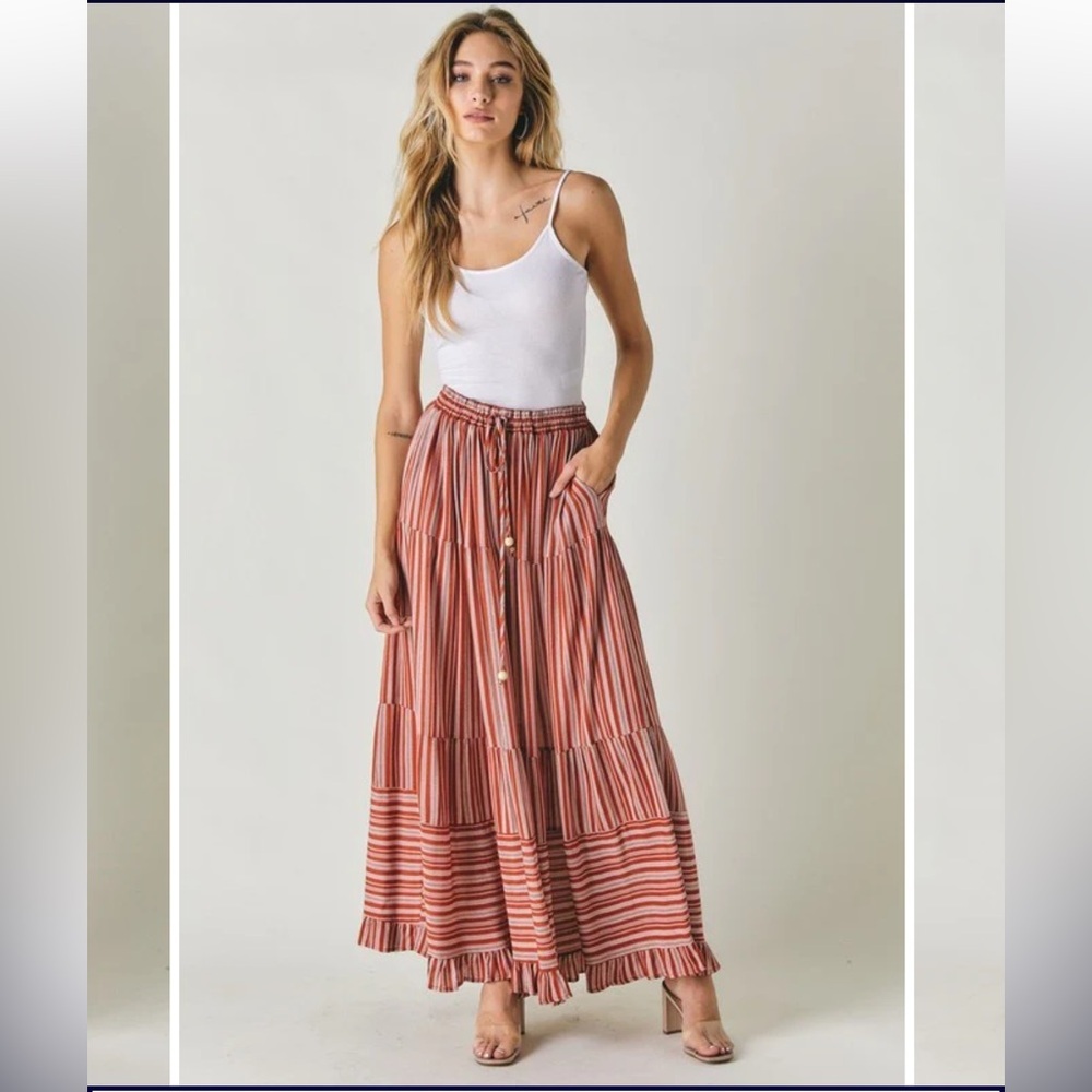 DAVI & DANI RUST STRIPE
RUFFLE CASUAL PANT sz small pockets preloved boho - Picture 1 of 13